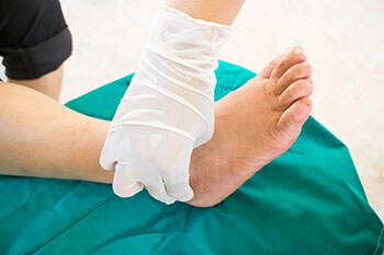 Wound Care Center - Diabetic Ulcers Treatment in the Evanston, IL 60202 area, Foot & Ankle Non-Healing Wound Care in Evanston, IL